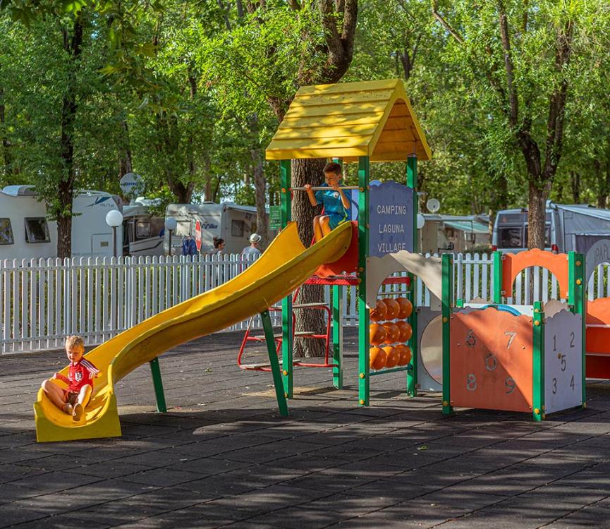campinglagunavillage en services-camping-laguna 007